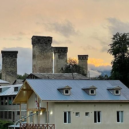 Tetne Qor Guesthouse Μέστια Εξωτερικό φωτογραφία