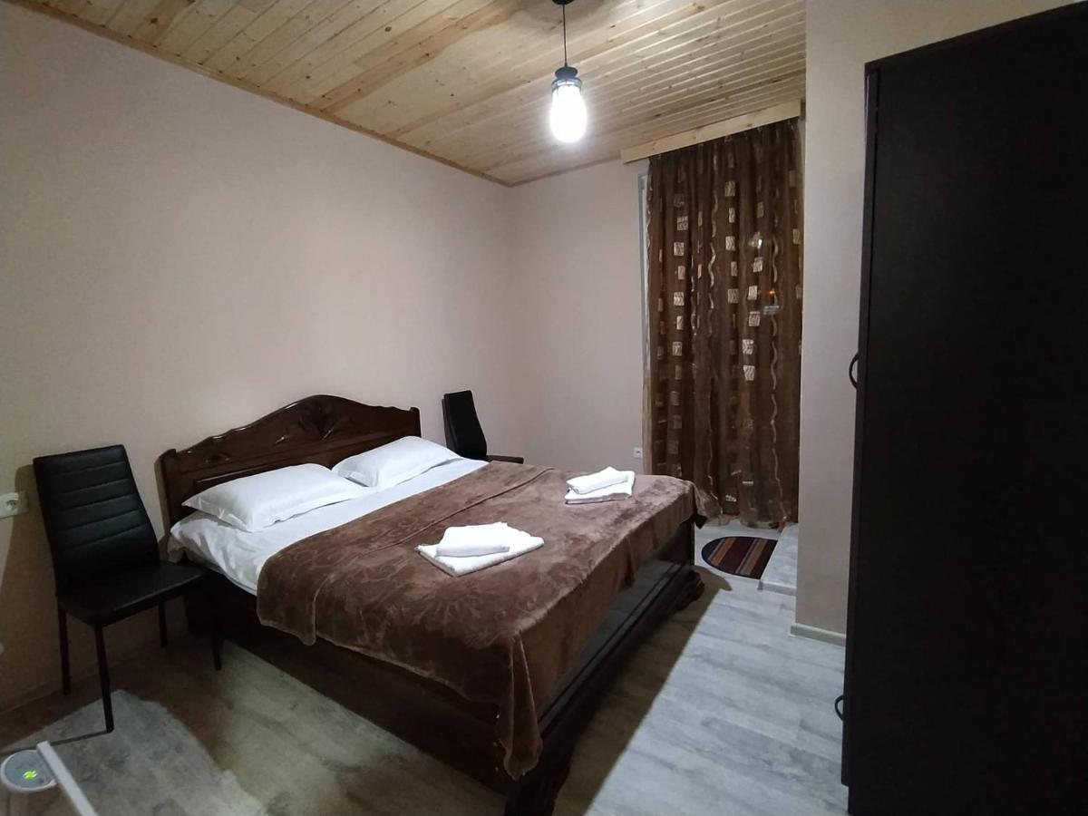 Tetne Qor Guesthouse Μέστια Εξωτερικό φωτογραφία