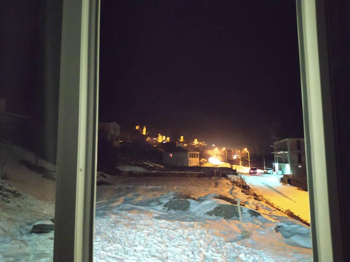 Tetne Qor Guesthouse Μέστια Εξωτερικό φωτογραφία