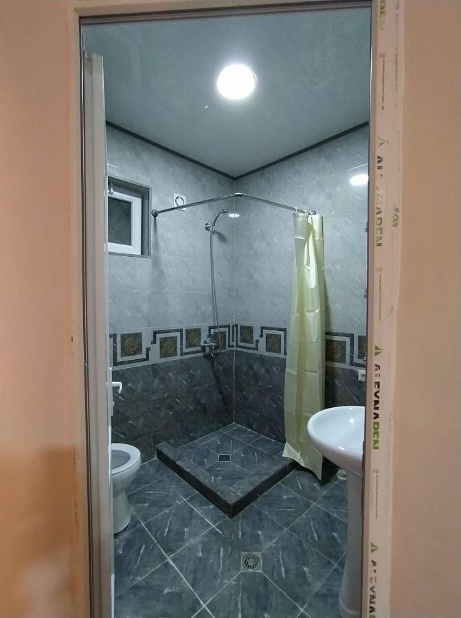 Tetne Qor Guesthouse Μέστια Εξωτερικό φωτογραφία
